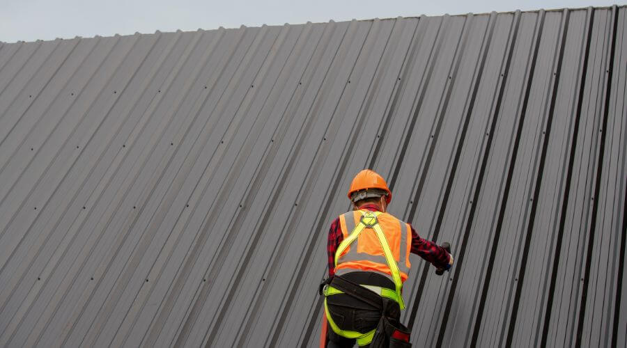 Professional metal roof installation services in Kodak, TN